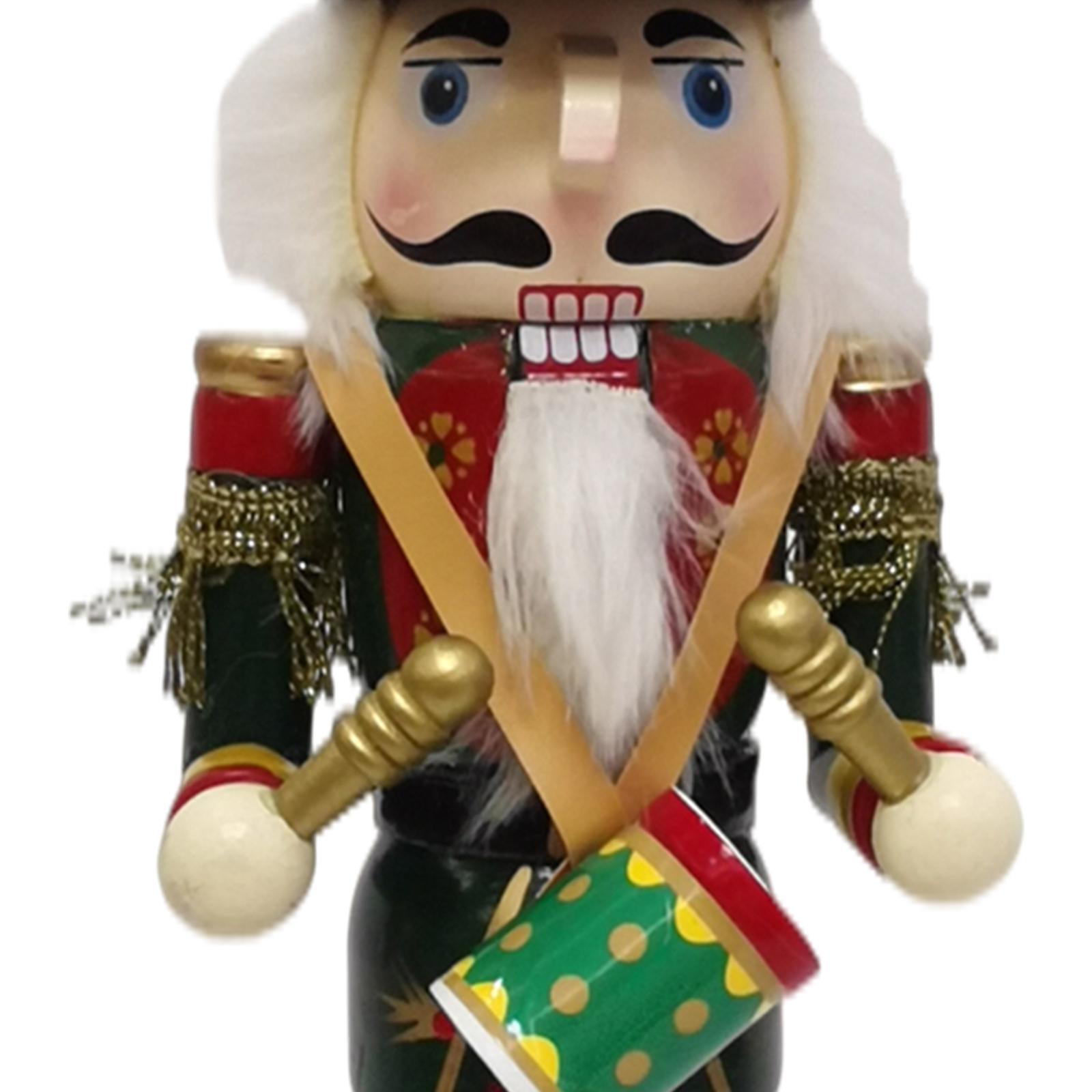 Nutcracker Figurine - دمية خشبية على شكل جندي كاتّع