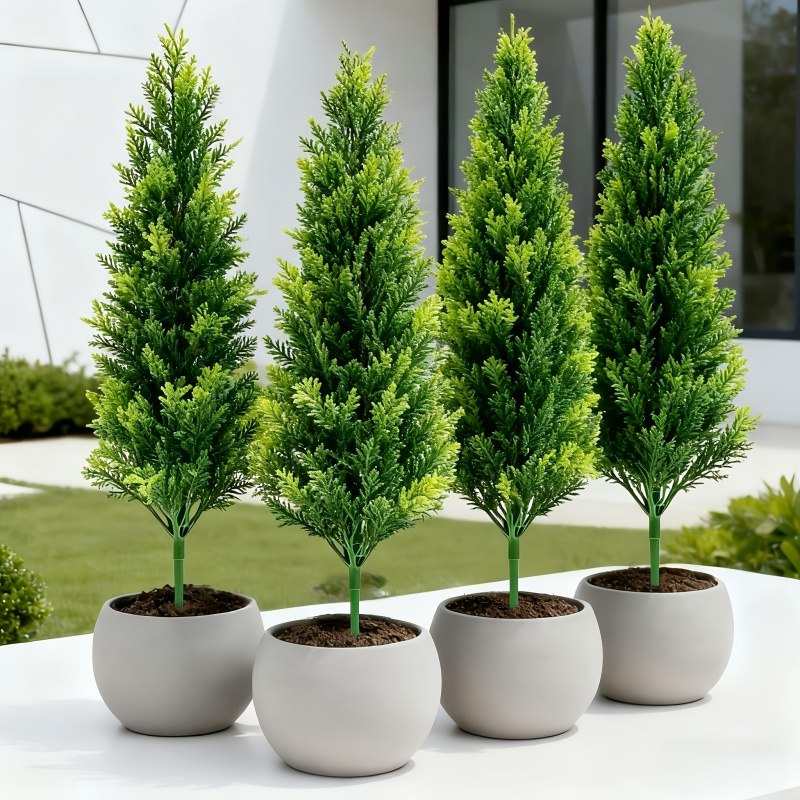 Christmas Tree Artificial - شجرة صنوبر اصطناعية بلاستيكية للتركيب في