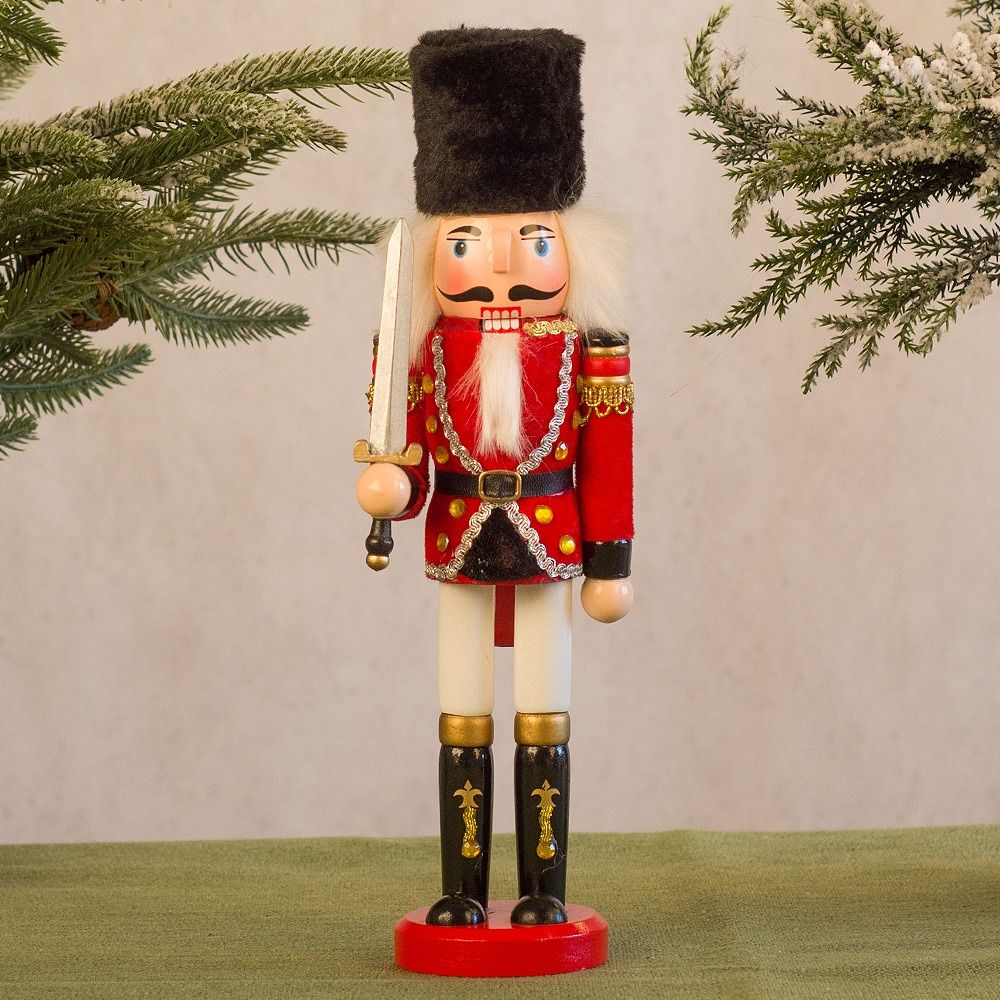 عيد ميلاد سعيد خمر عيد الميلاد - مراجعة Nutcracker Figurine وسعره