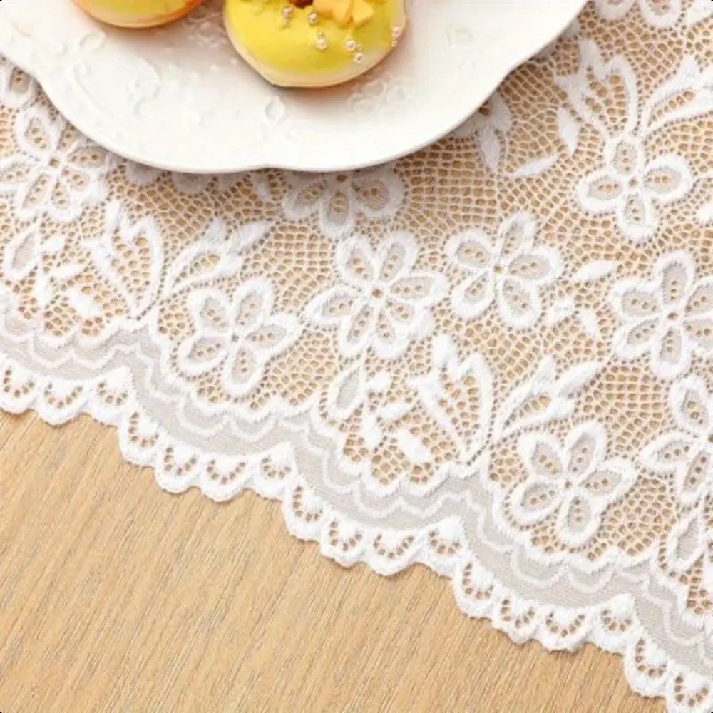 مفرش طاولة فرنسي أنيق بنقوش زه - مراجعة Christmas Table Runner وسعره