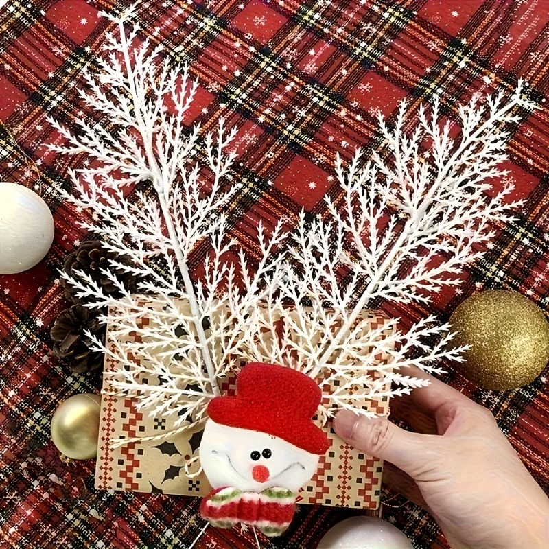 24 قطعة من أغصان الصنوبر الاصط - مراجعة Christmas Tree Artificial وسعره
