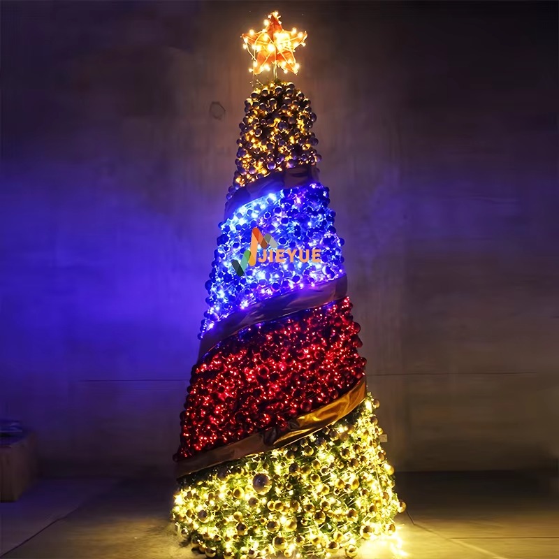 عالية الجودة العملاقة الزخرفية - مراجعة Christmas Tree Artificial وسعره