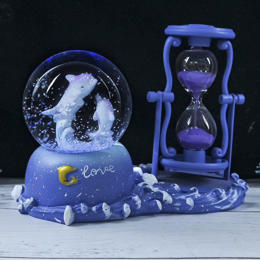 صندوق موسيقى على شكل كرة كريست - مراجعة Snow Globe Musical وسعره
