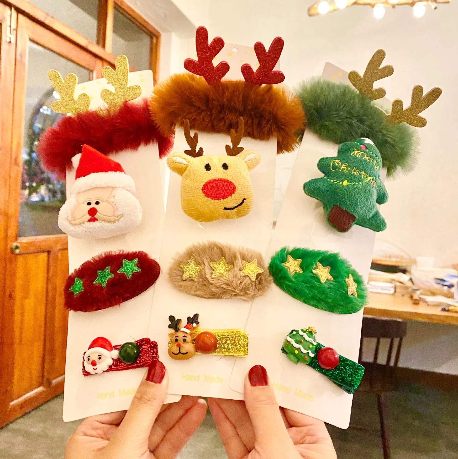 عيد الميلاد عقال قرون الرنة ال - مراجعة Reindeer Antlers Headband وسعره